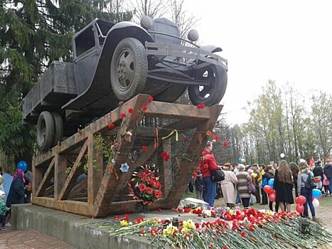 В Петербурге может появиться новая памятная дата в честь «Дороги жизни»