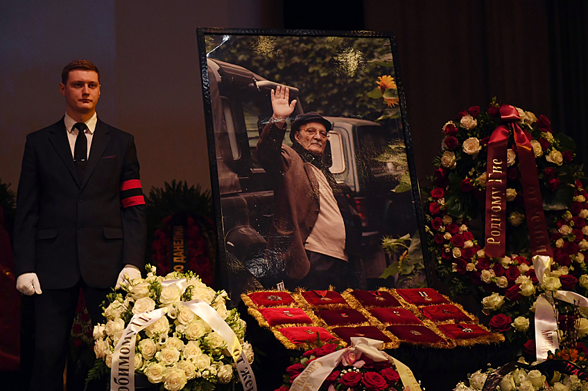  Георгий Данелия будет похоронен на Новодевичьем кладбище, рядом с Олегом Табаковым и Станиславом Говорухиным