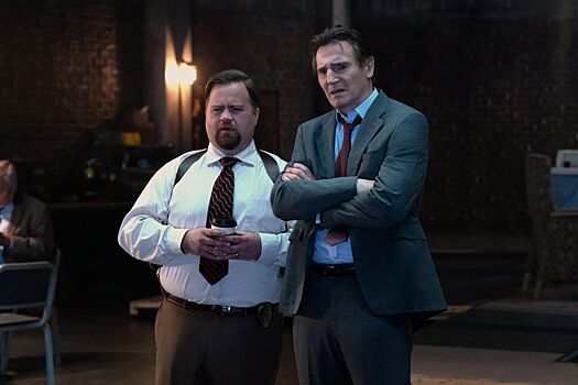 «Сняли ради денег»: автор первого «Голого пистолета» — о перезапуске с Лиамом Нисоном