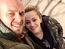 Теона Дольникова и Максим Щеглов отказались от няни