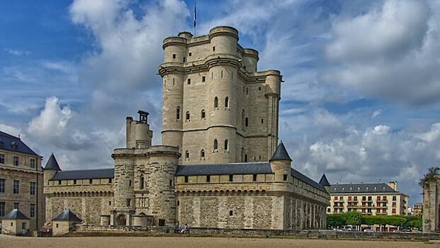 Россиянам ограничили посещение Венсенского замка во Франции
