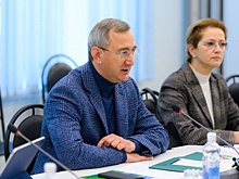 Шапша устроил разнос чиновникам за новогодние подарки