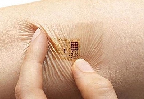 Ученые создали смываемые кожные датчики