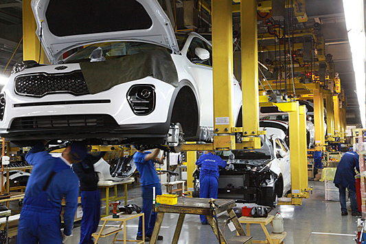 Калининградский «Автотор» возобновил производство в ограниченном объеме