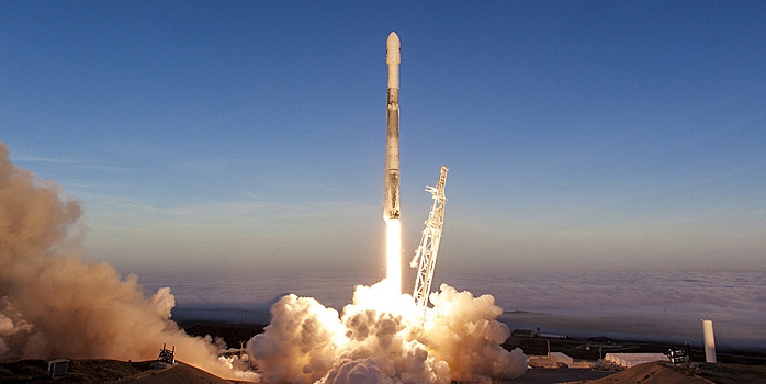 Названа конфигурация компьютеров на ракетах SpaceX для запуска людей в космос