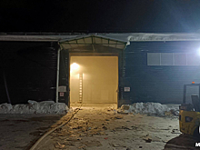 В Кузбассе загорелось складское здание