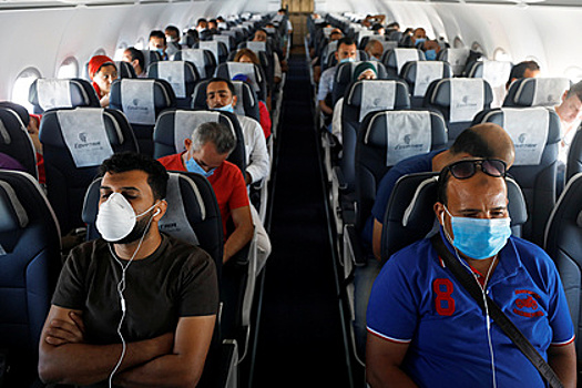 Буйный пассажир сорвал рейс из Нью-Йорка