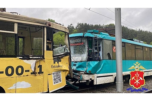 В Кемерове столкнулись два трамвая: 90 человек пострадали, один погиб