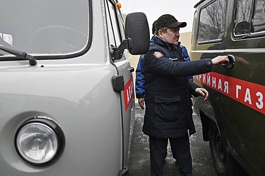 Максим Егоров вручил ключи от новых автомобилей службе газового хозяйства