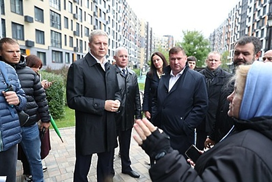 Глава Одинцовского округа встретился с инициативной группой жителей новых домов в Заречье