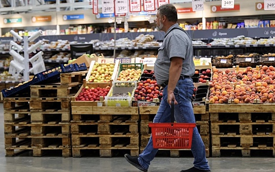 Перечислены продукты, которые подешевеют в августе