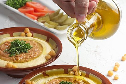 Онколог оценил риск заболеть раком из-за пальмового масла