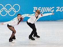 Федерация фигурного катания Грузии подтвердила переход Дэвис и Смолкина