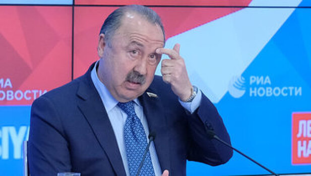 «Судьбу Семина решают полнейшие дилетанты». Газзаев высказался о руководстве «Локомотива»