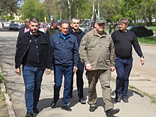 Олег Мельниченко осмотрел в Токмаке объекты, восстановленные пензенскими специалистами