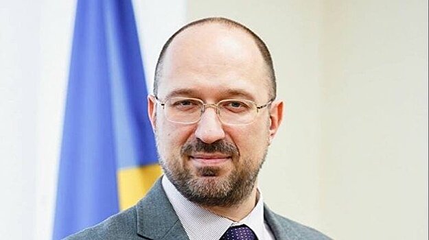 Премьер Украины решил избавиться от граждан