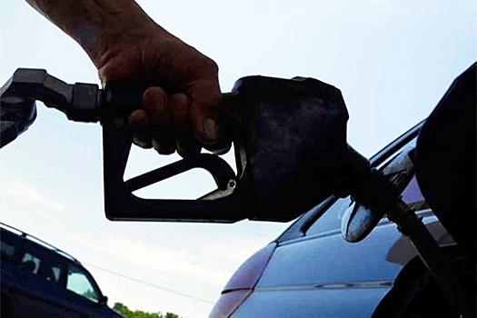 В Приморье за бензином выстраиваются километровые очереди