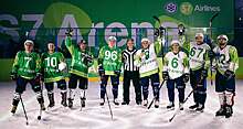 Хоккеисты «Сибири» сыграли с актерами «Молодежки» и ведущими YouTube-каналов о хоккее на S7 Arena