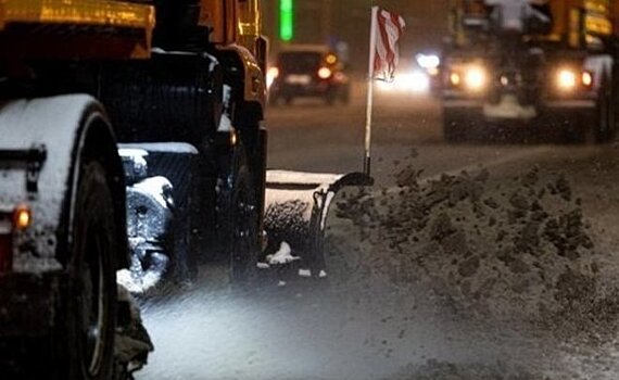 Ночью на уборку улиц Казани выйдет 354 единицы техники и 65 дорожных рабочих