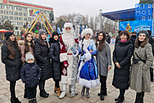 Ансамбль «Лезгинка» в период новогодних каникул представляет уже третье музыкально-театрализованное представление в формате «Новогодних открыток»