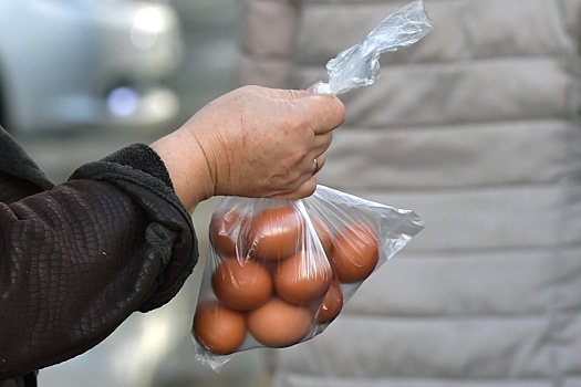 Цены на яйца снижаются, их можно найти уже дешевле 100 рублей за десяток