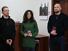 В Пензе полиция выдала разрешения на временное проживание в России гражданам из Португалии и Латвии