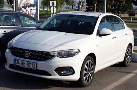 Замечен серийный вариант седана Fiat Egea