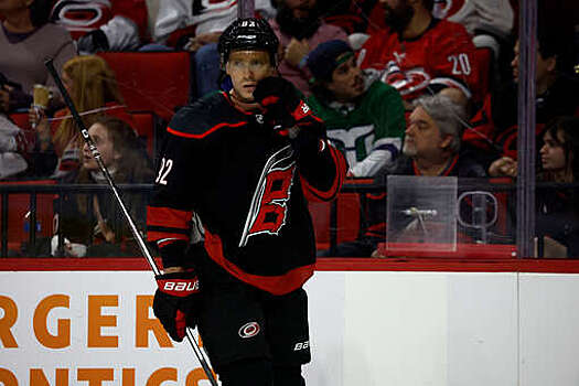 Нападающий "Металлурга" Кузнецов не будет играть в матче с "Драконами"