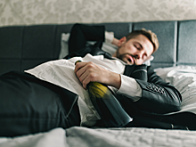 Нарколог назвал способ избежать алкогольного отравления