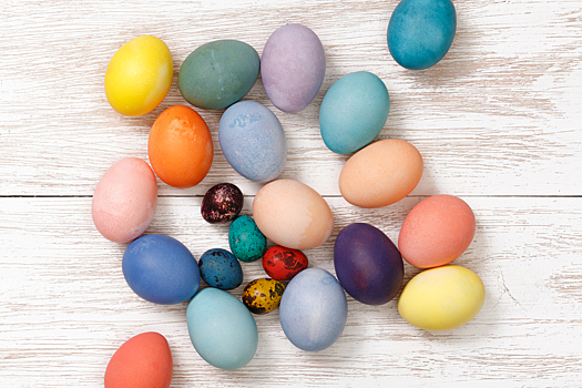 Химик рассказал об опасных красителях для яиц