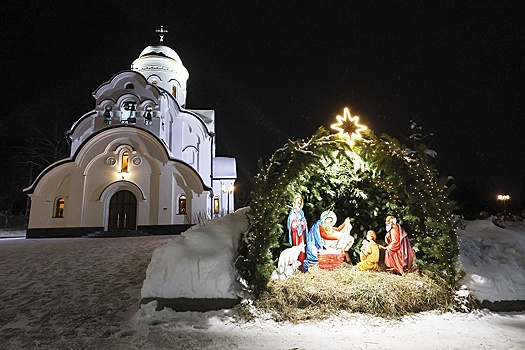 Президент Беларуси поздравил православных христиан с Рождеством