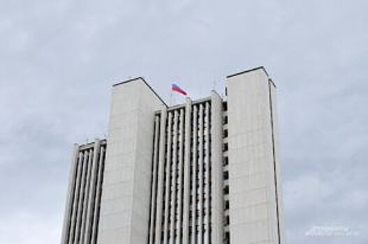 Свердловским министрам дадут дожить до понедельника