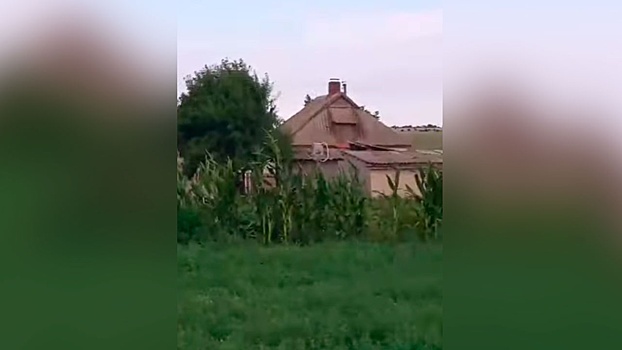 В Николаевской области Украины танк по ошибке обстрелял село в ходе учений
