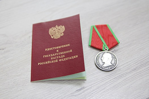 Участника СВО Алексея Егорова из Нижнего Новгорода наградили медалью Суворова