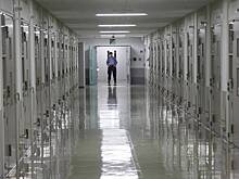 Пожилые японцы добровольно устремились в тюрьмы