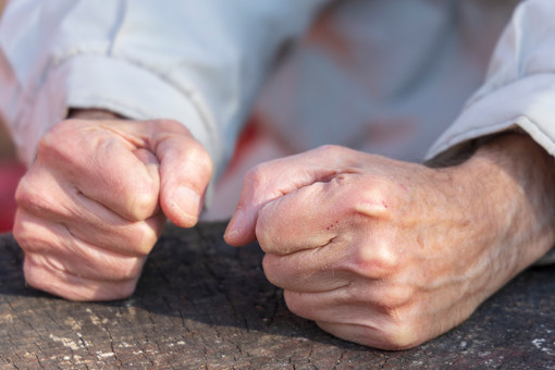 РЕН ТВ: в Ставрополье пенсионер из-за ревности забил супругу трубой