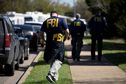 Передавшего секретные данные СМИ агента ФБР приговорили к четырем годам тюрьмы