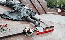 В Курске организовали стихийный мемориал в память о погибших в Белгороде