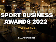 Опубликовано фото с Александром Большуновым с награждения призёров масс-старта в Кировске