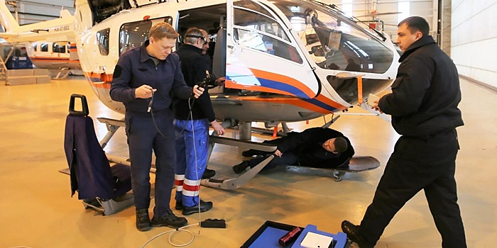 Специалисты Московского авиацентра получили благодарности Росавиации
