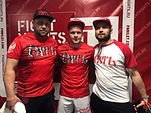 Отец Хабиба поздравил екатеринбуржца с победой на турнире Fight Night Global в Москве