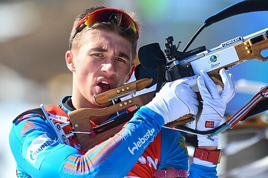 22-летний российский биатлонист на первой (!) своей гонке на чемпионатах мира поднялся на 6-е место. Карим Халили заставил нервничать самого Йоханнеса Бё
