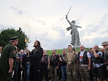 В Волгограде «Хирургу» вручили «Огонь памяти»