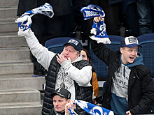 Чудные очки и радость актёра «6 кадров». Лучшие фото матча «Динамо» — «Торпедо»