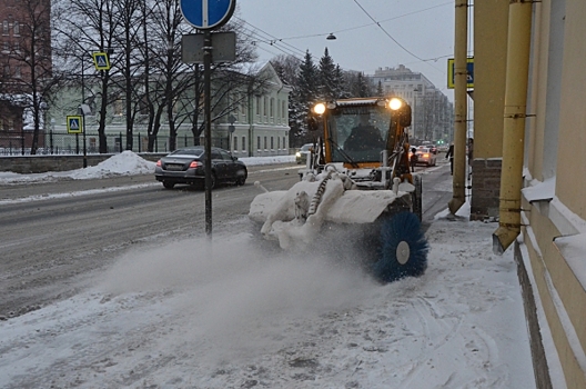 Екатеринбургских коммунальщиков оштрафовали за плохое содержание дорог