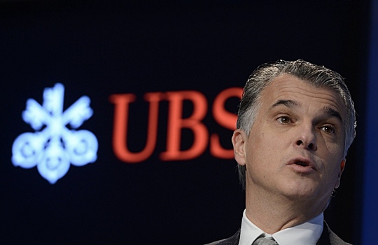 Глава UBS уйдет в отставку
