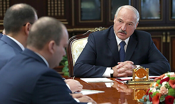 Лукашенко меняет пьющих министров на молодых либералов