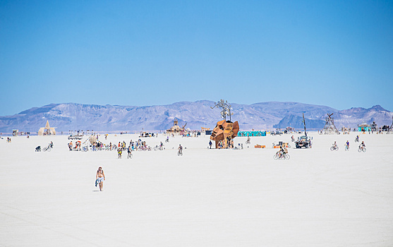 Нетворкинг, наркотики или богемная тусовка? Дмитрий Волков о том, зачем на самом деле едут на Burning Man