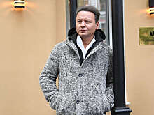 Артист Олешко заявил, что актрисы из "Папиных дочек" смеются над его персонажем