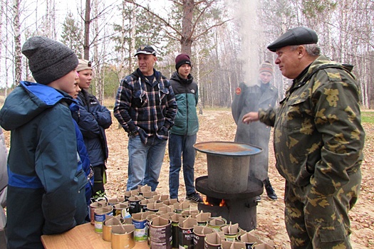 "Ермак" подготовит к армии: Под Курганом построили полевой лагерь для подростков